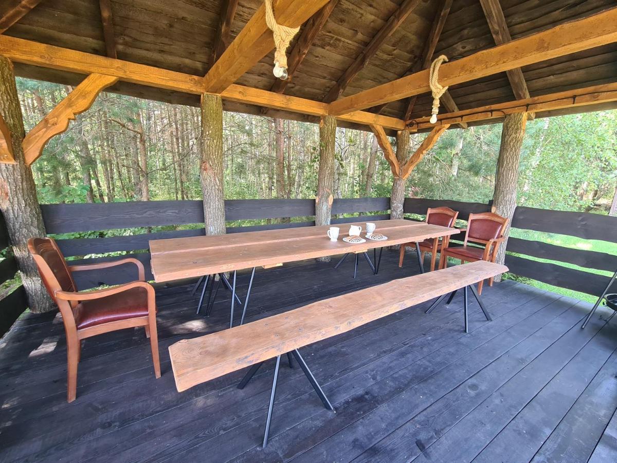 Dworek Ogrodniki, Caloroczny Dom Na Wylacznosc, Basen, Sauna, Las, Staw Rybny, Altana Grillowa, Ognisko, Pianino, Kominek, Piec Chlebowy, Duza Ogrodzona Posesja Tuczna Екстериор снимка
