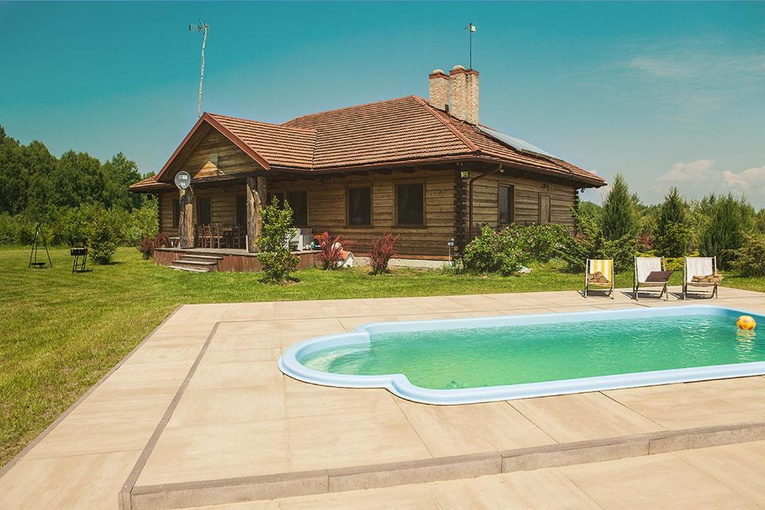Dworek Ogrodniki, Caloroczny Dom Na Wylacznosc, Basen, Sauna, Las, Staw Rybny, Altana Grillowa, Ognisko, Pianino, Kominek, Piec Chlebowy, Duza Ogrodzona Posesja Tuczna Екстериор снимка