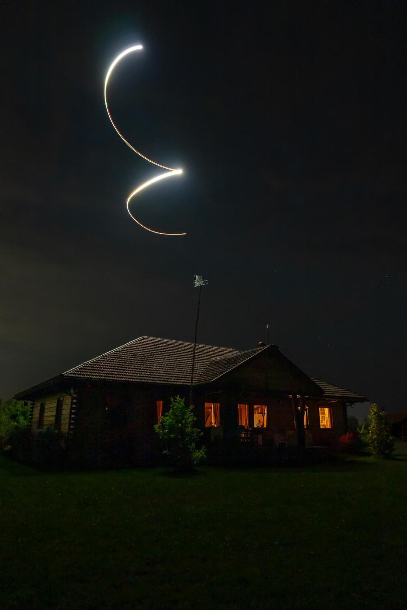 Dworek Ogrodniki, Caloroczny Dom Na Wylacznosc, Basen, Sauna, Las, Staw Rybny, Altana Grillowa, Ognisko, Pianino, Kominek, Piec Chlebowy, Duza Ogrodzona Posesja Tuczna Екстериор снимка